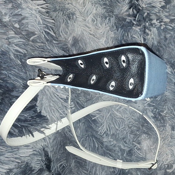 Min & Mon - Picture 7 of 16